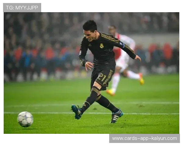 皇马卡马文加中路长驱直入推射破门极具威胁:穿透力与未来的连线 皇马卡马文加中路长驱直入推射破门极具威胁:穿透力与未来的连线